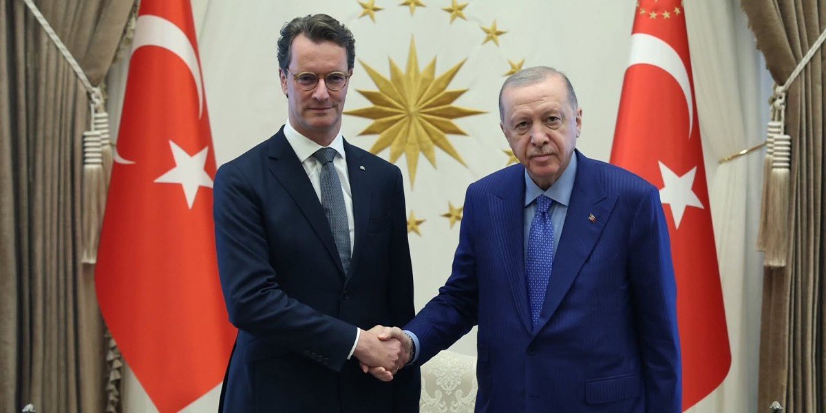 Erdoğan, Kuzey Ren-Vestfalya Eyalet Başbakanı Wüst'ü Külliyesi'nde ağırladı