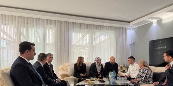 Almanya'da UID liderlerinden Garaçoğlu ailesine taziye ziyareti