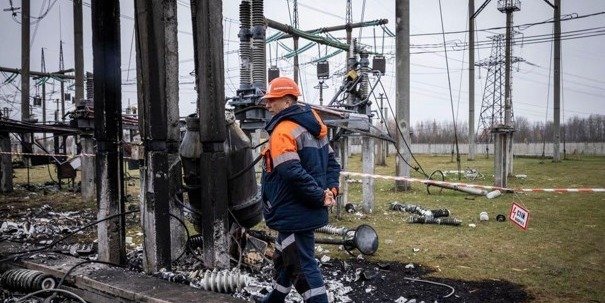 Ukrayna'da masif elektrik kesintisi: Rus saldırılarında 3 ölü