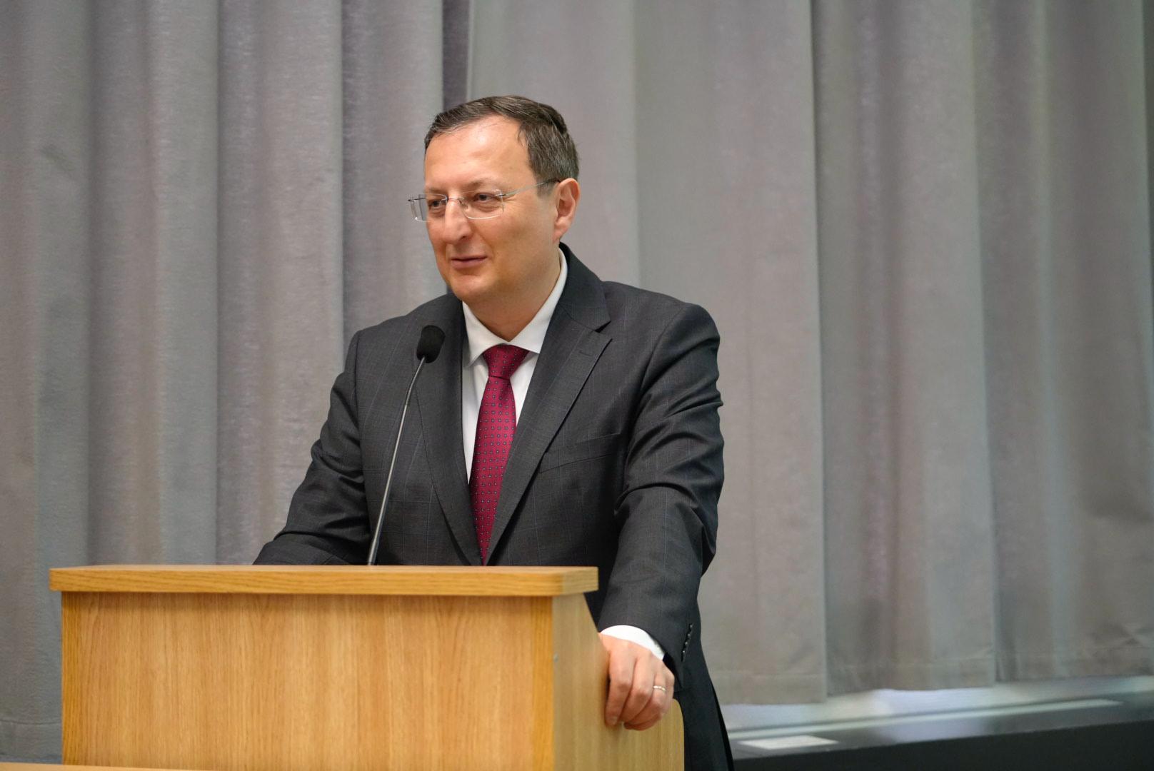 essen buyukelci turan stk toplanti 21