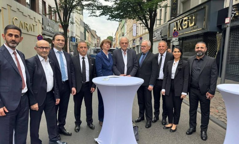 Köln’de NSU kurbanları anıldı: “Irkçılığa geçit yok” 1 keup cannesi 21 yildonum anma1