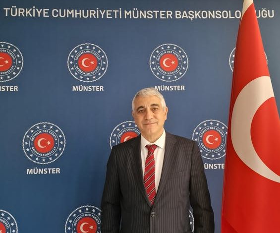 Birinci Sınıf Başkonsolos Mehmet Özgün Arman Münster’de görevine başladı 1 565108045 1218508716989407 9089912274543542703 n