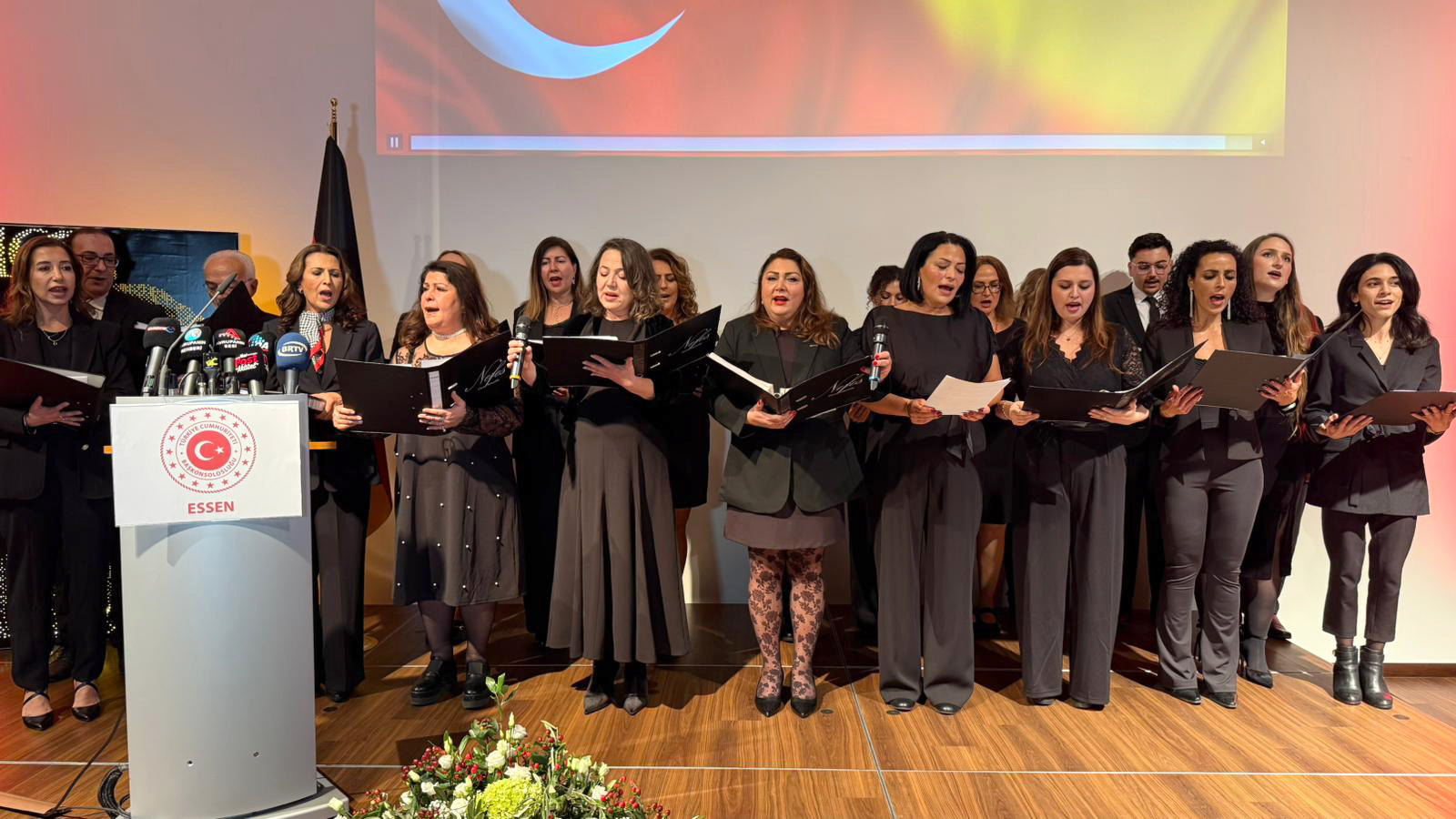 Essen’de Cumhuriyetin 102. Yılına yakışır kutlama 15 essen cumhuriyet kutlama2