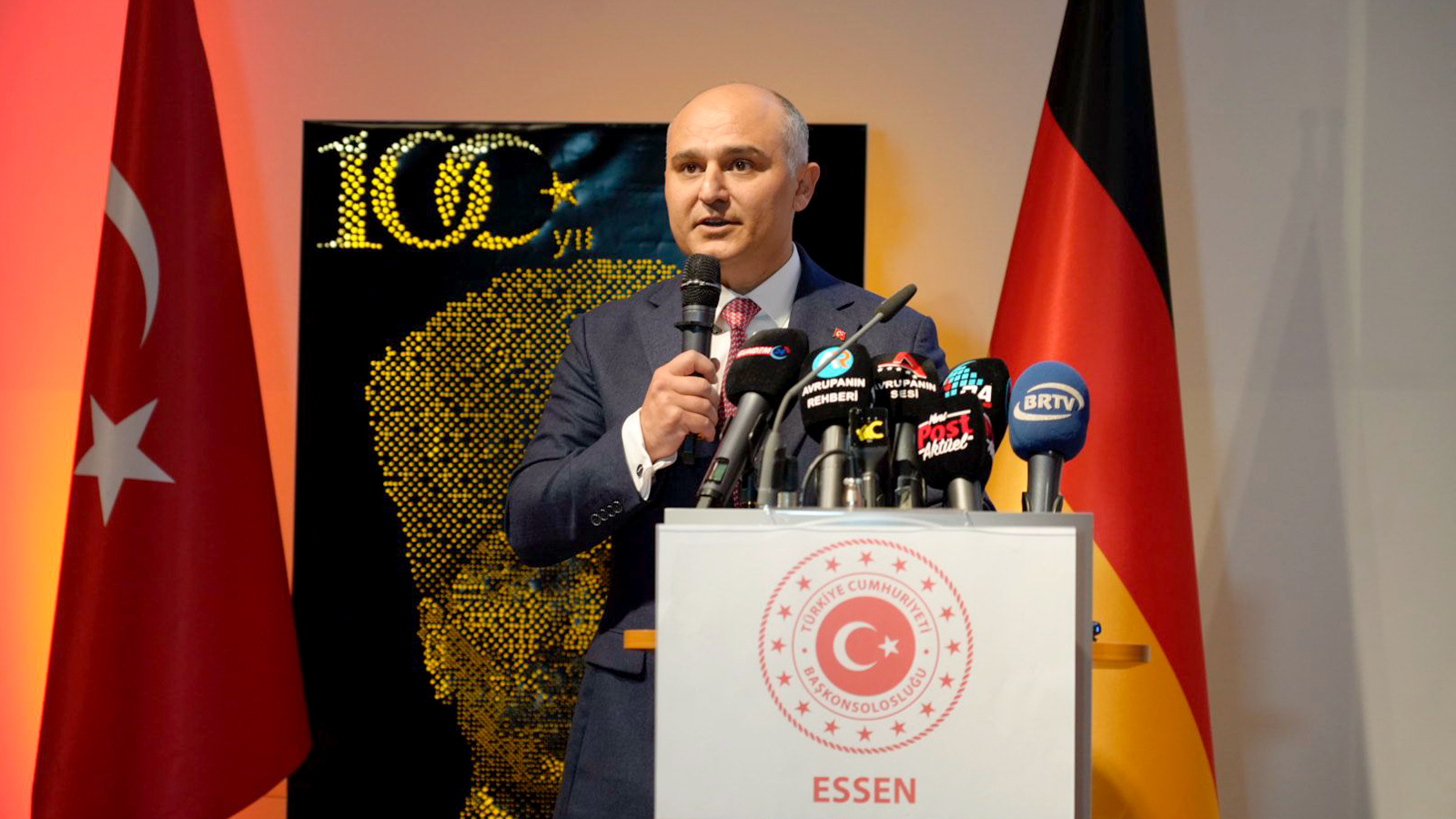 Essen’de Cumhuriyetin 102. Yılına yakışır kutlama 9 essen cumhuriyet kutlama7