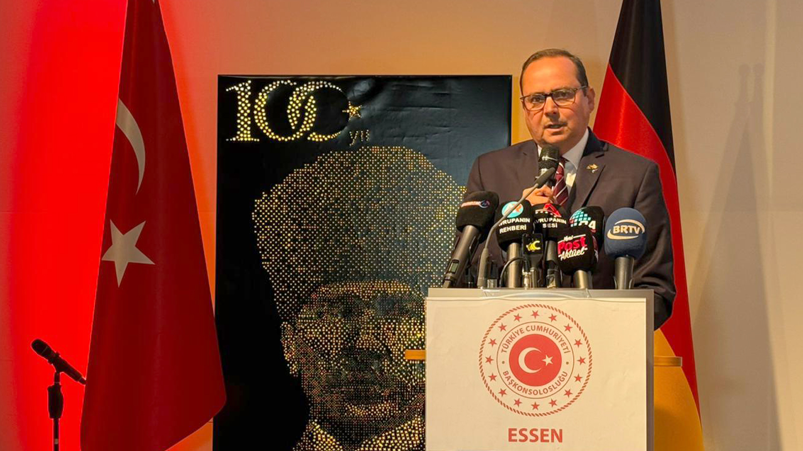 Essen’de Cumhuriyetin 102. Yılına yakışır kutlama 11 essen cumhuriyet kutlama9