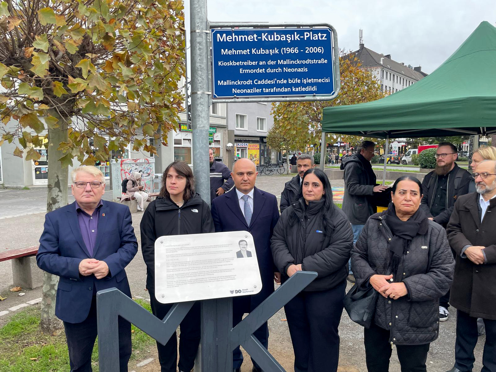 Dortmund’da ırkçılığa karşı anlamlı mesaj: NSU kurbanı Kubaşık için Anı Plaketi açıldı 8 nsu kubasik ani plaketi13
