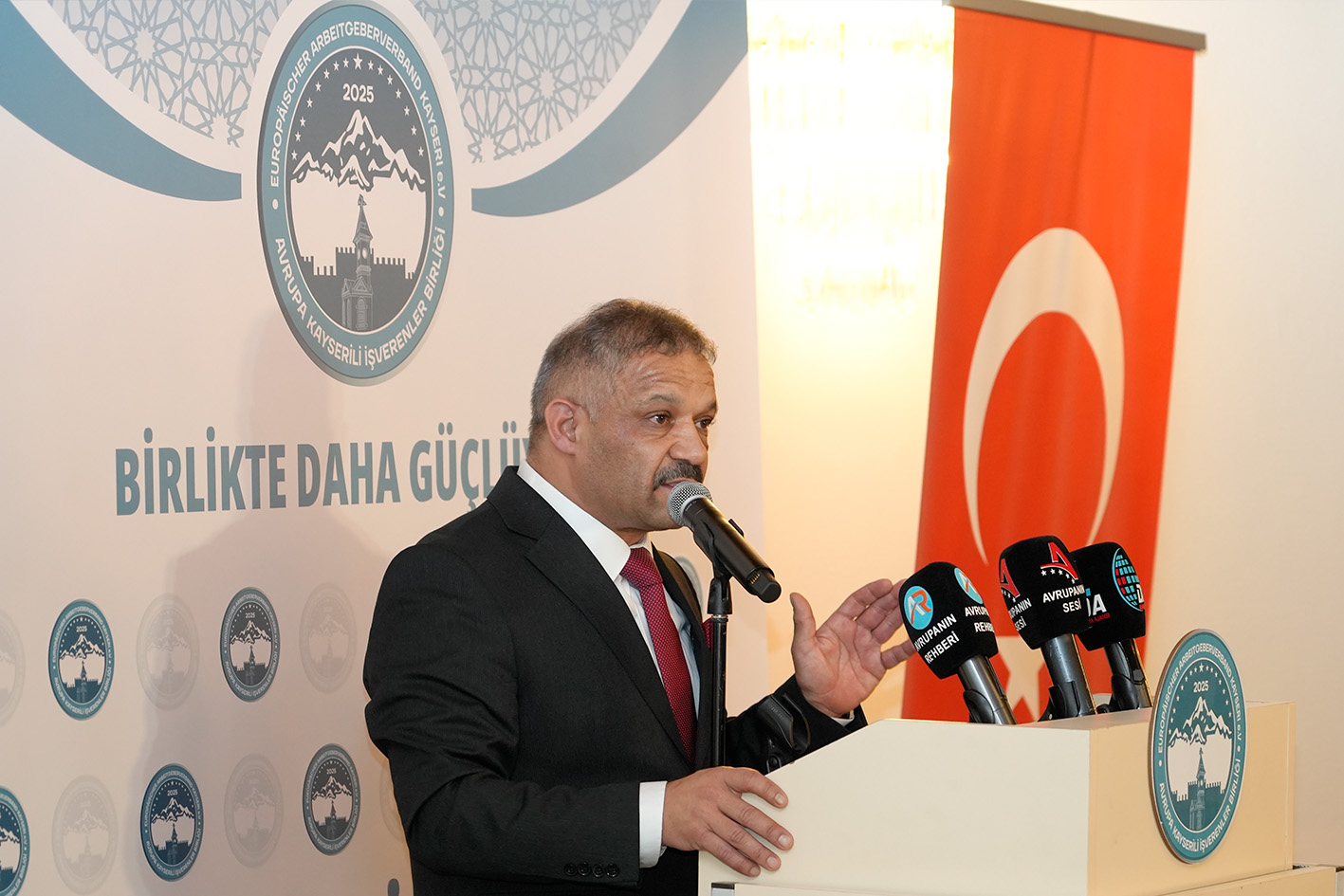 akib is dunya bulusma genelbaskan ali hizar3