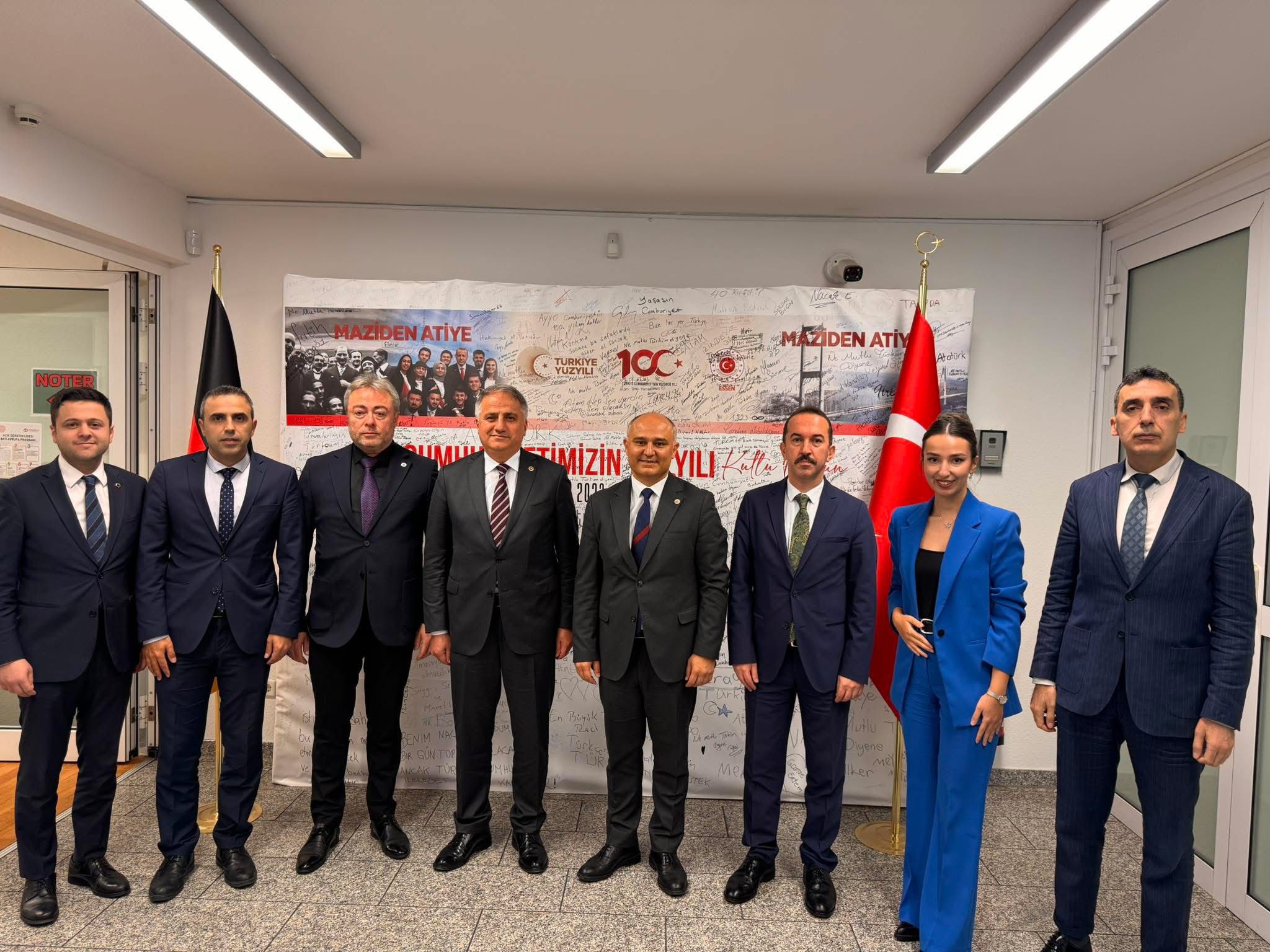 Milletveki Bozkurt’tan Essen Başkonsolosu Aydın'a nezaket ziyareti 2 essen