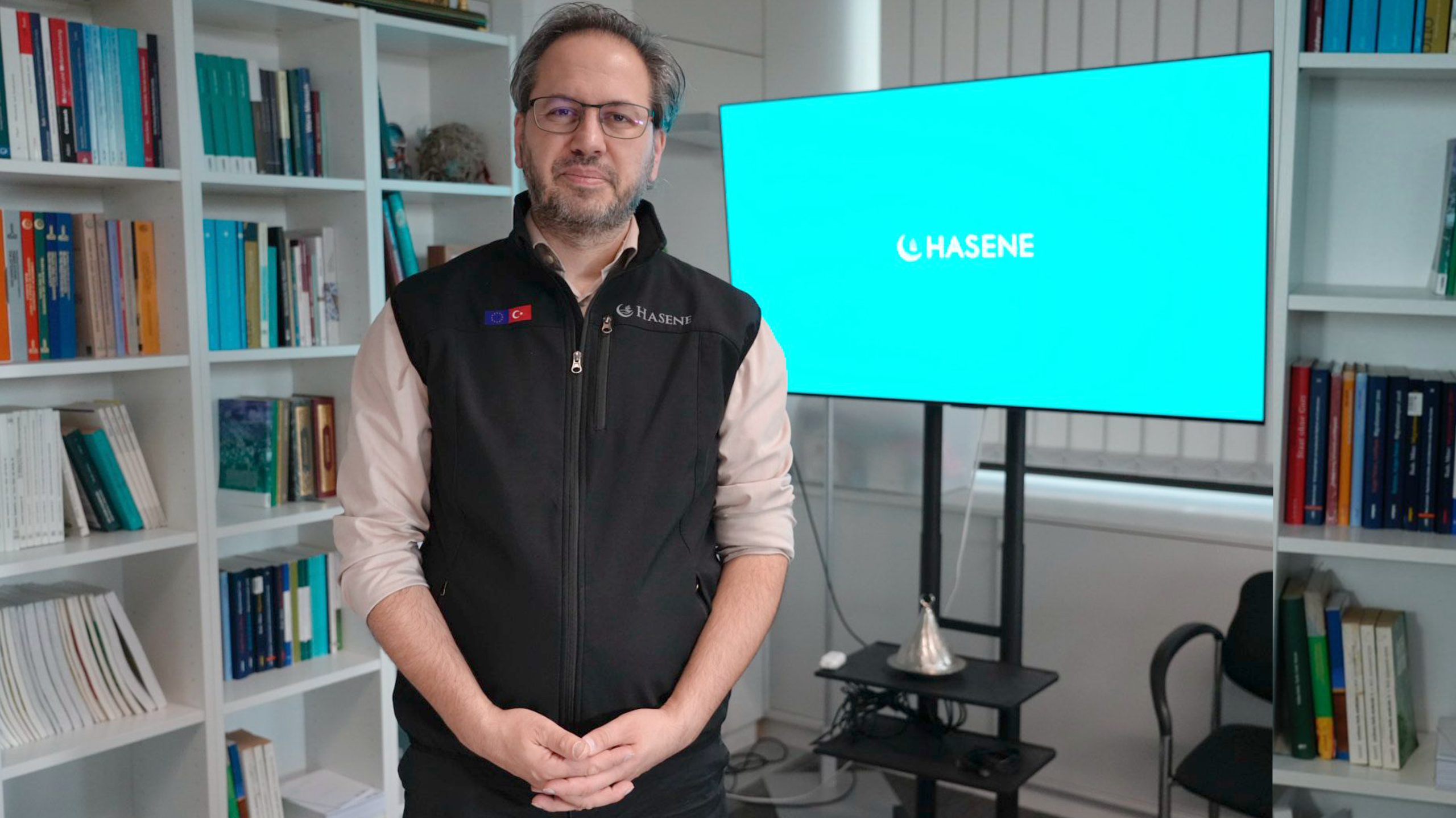 Hasene Başkanı Altaş: “İnsani yardım bir vicdan değil, bilinç meselesidir” 2 hasene bekiraltas3 scaled