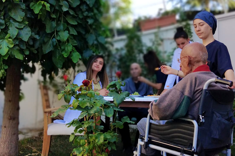 Bir kadının vefa yolculuğu: Hatice Bayar Yeni Mimoza Yaşlı Bakım Merkezi'ni anlatıyor 8 yeni mimoza3